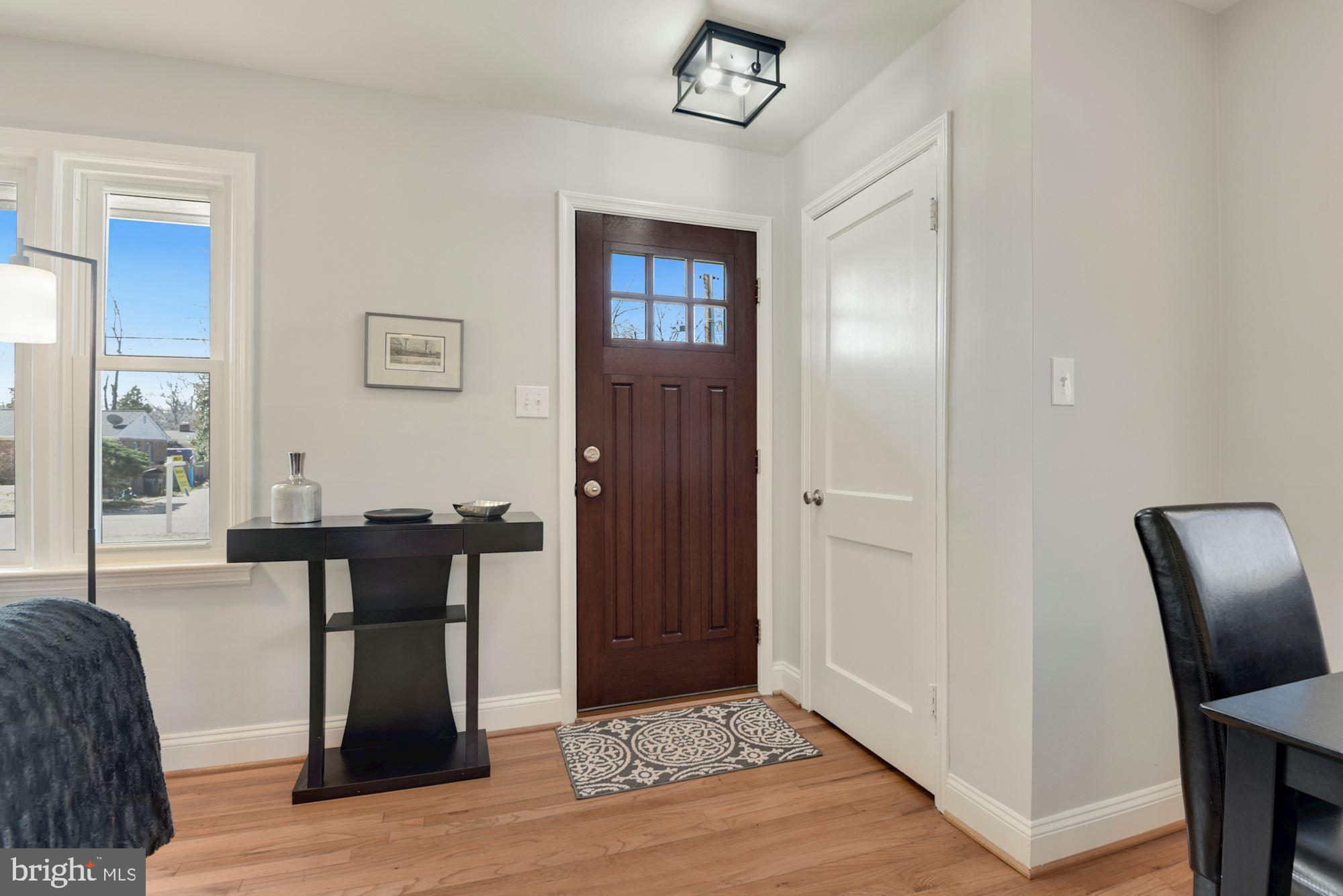 7925 Jackson Road Alexandria, VA 22308 - Photo 8 of 51