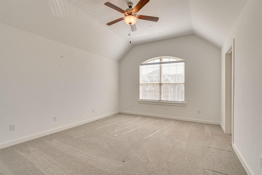 2725 Splendor Drive Little Elm, TX 75068 - Photo 19 of 32