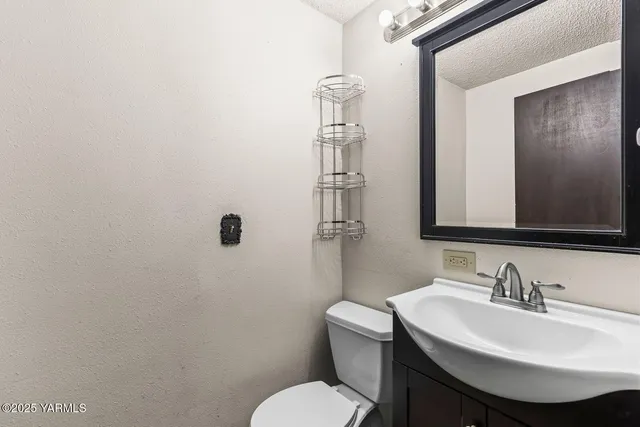 $339,000 | 542 Lillie Lane, Toppenish, WA 98948