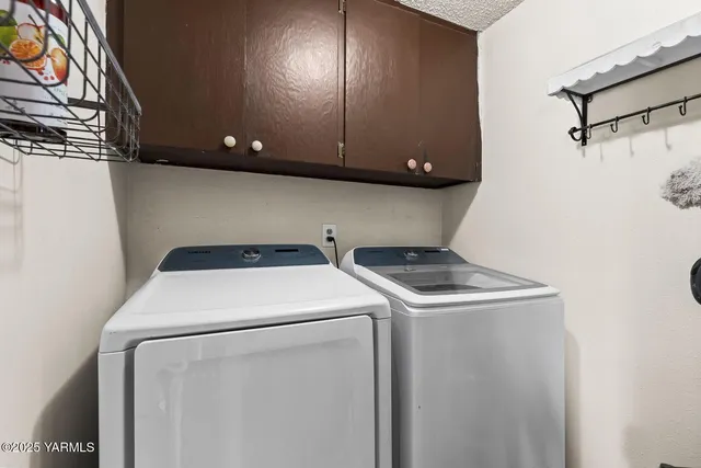 $339,000 | 542 Lillie Lane, Toppenish, WA 98948