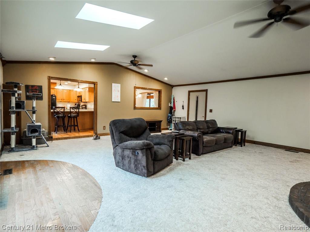 9551 Bray Road Millington, MI 48746 - Photo 11 of 40