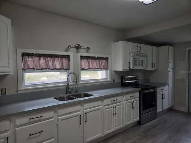 $2,400 | 17236 Shady Hills Road, Unit PQN294, Spring Hill, FL 34610