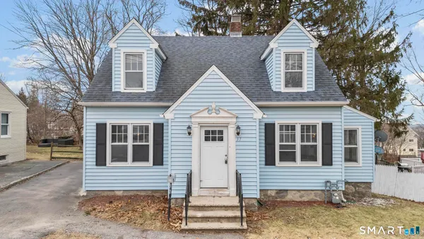 $320,000 | 37 Byrneside Avenue, Waterbury, CT 06704