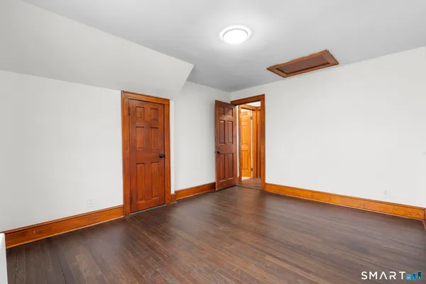 $320,000 | 37 Byrneside Avenue, Waterbury, CT 06704