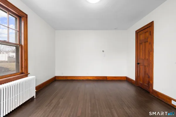 $320,000 | 37 Byrneside Avenue, Waterbury, CT 06704