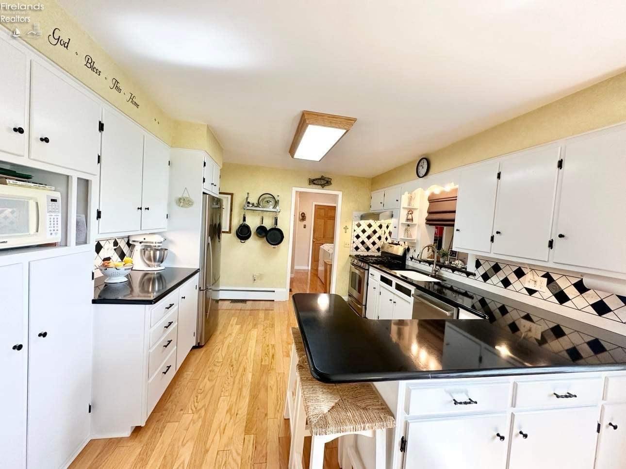 4666 Prairie Road Bellevue, OH 44811 - Photo 8 of 54 Gallery Image 8