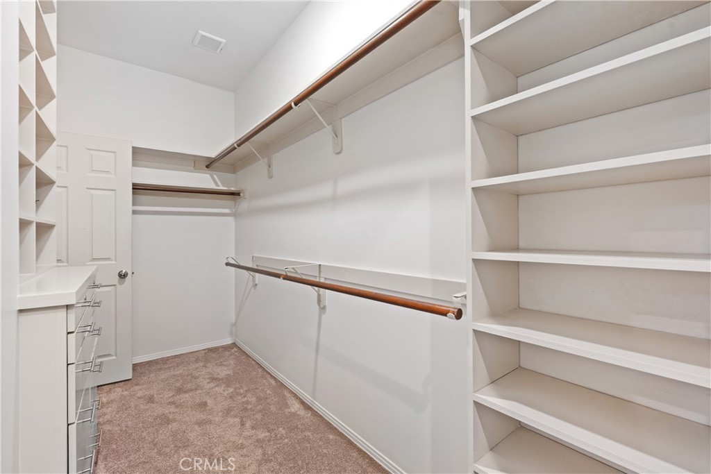 341 S Meadows Manhattan Beach, CA 90266 - Photo 33 of 54 a view of an empty walk in closet