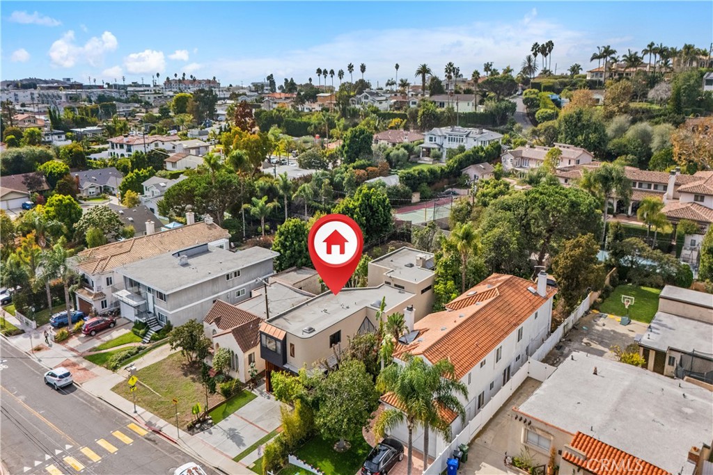 341 S Meadows Manhattan Beach, CA 90266 - Photo 47 of 54 an aerial view of a house with a yard