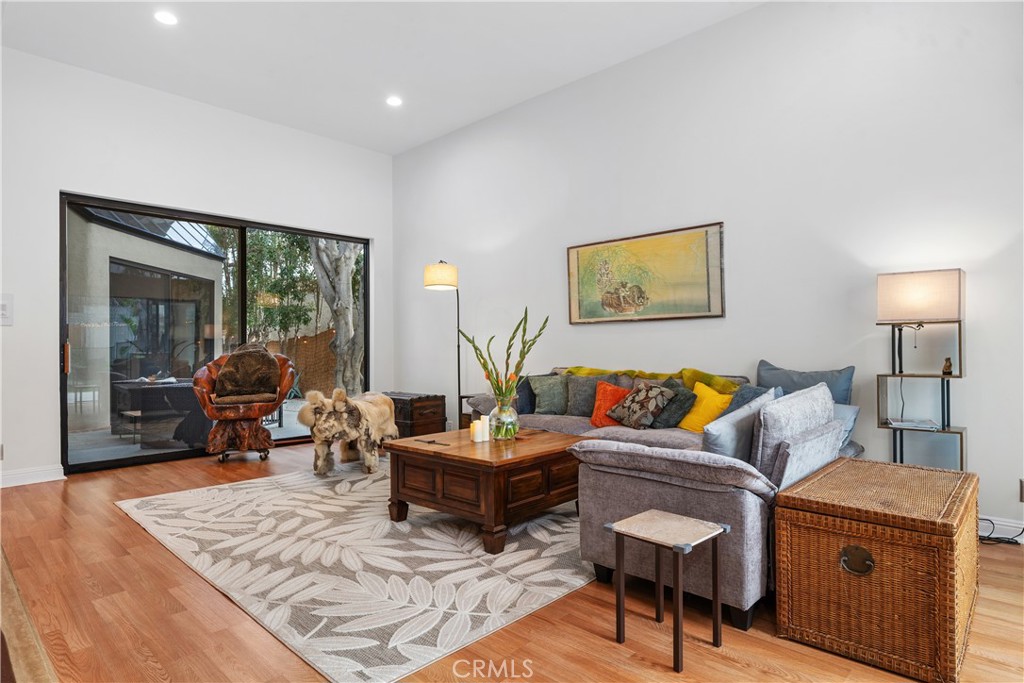341 S Meadows Manhattan Beach, CA 90266 - Photo 6 of 54 a living room with furniture and a lamp