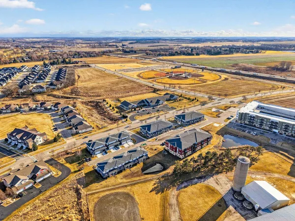 $319,900 | 4930 Innovation Drive, DeForest, WI 53532