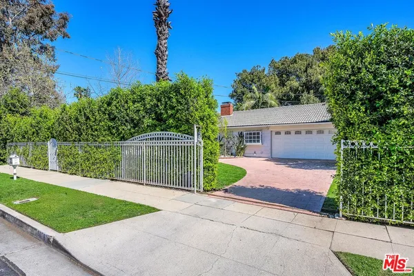$995,000 | 6636 Tobias Avenue, Van Nuys, CA 91405