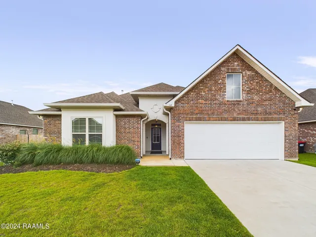 $399,000 | 118 Rose Of Sharon Lane, Lafayette, LA 70508