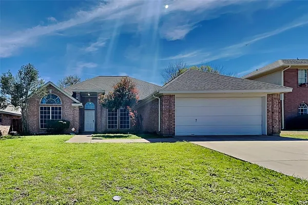 $2,525 | 1504 New Haven Drive, Mansfield, TX 76063