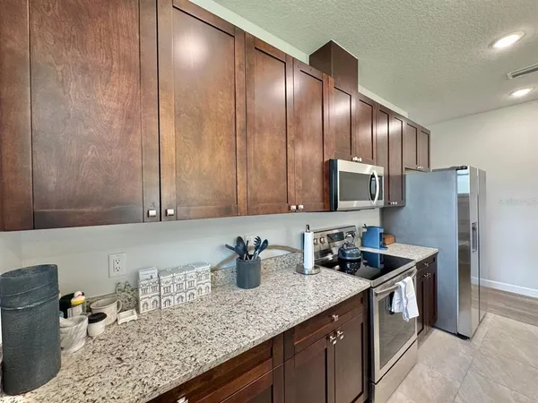 $2,100 | 4409 North 36th Street, Tampa, FL 33610
