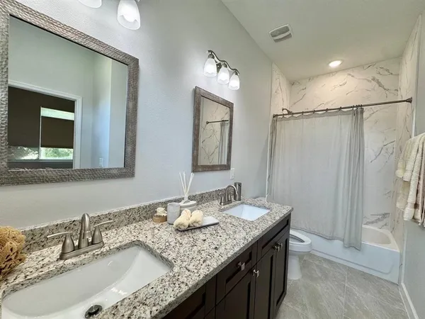 $2,100 | 4409 North 36th Street, Tampa, FL 33610