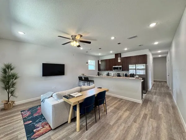 $2,100 | 4409 North 36th Street, Tampa, FL 33610