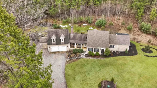 $875,000 | 1481 Bennington Road, Francestown, NH 03043