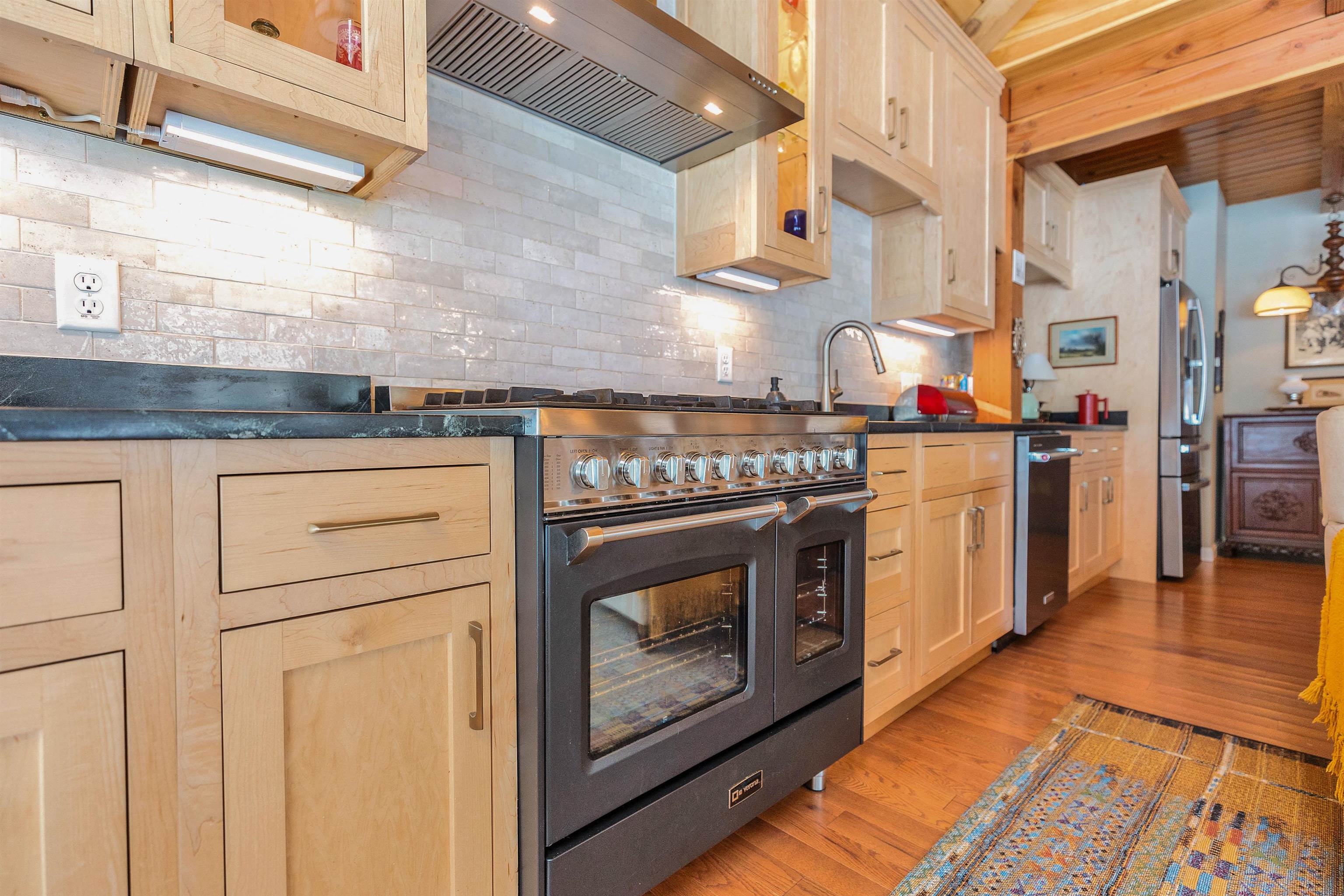 1481 Bennington Road Francestown, NH 03043 - Photo 16 of 59