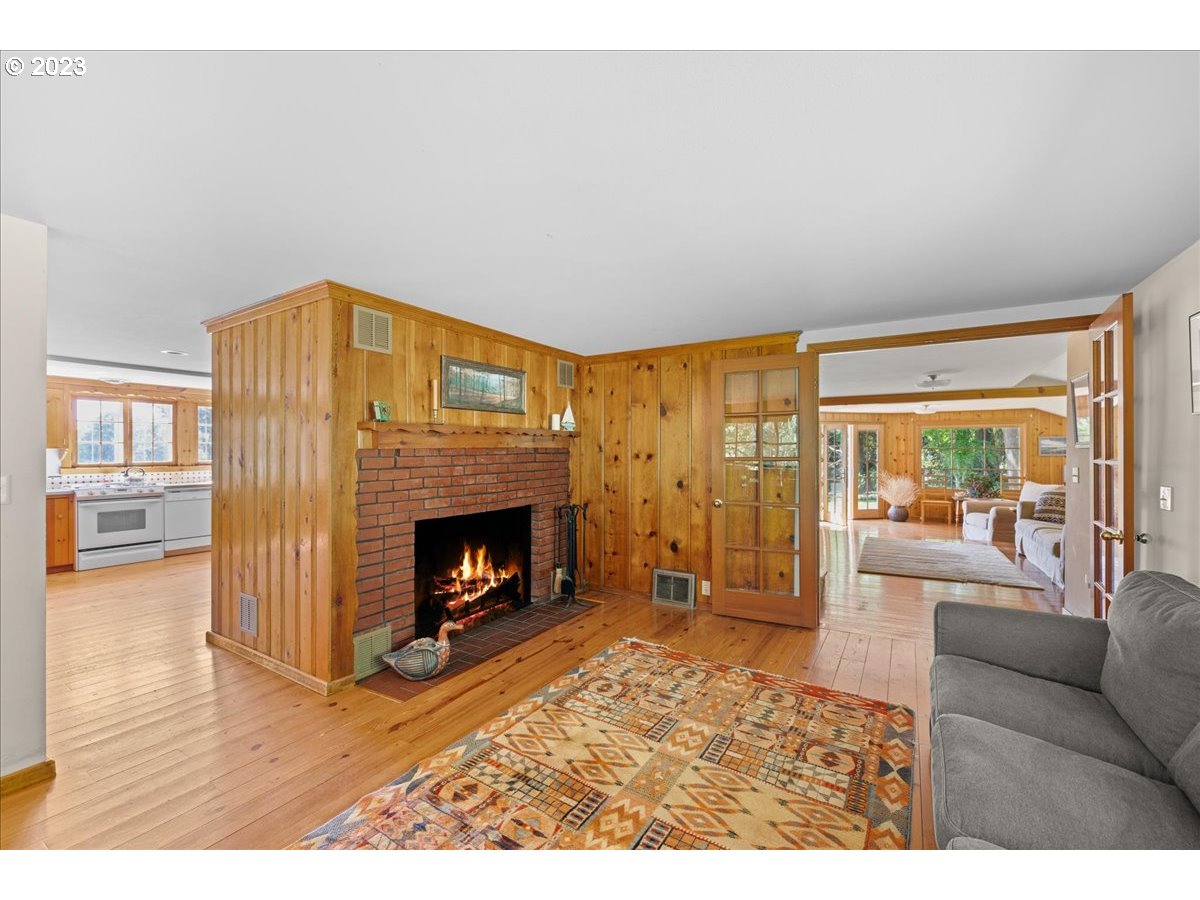 2300 Southwest Childs Road Lake Oswego, OR 97034 - Photo 13 of 38 Gallery Image 13