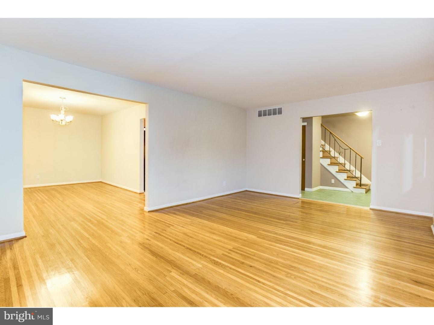 107 Sandringham Road Cherry Hill, NJ 08003 - Photo 7 of 25 Living Room