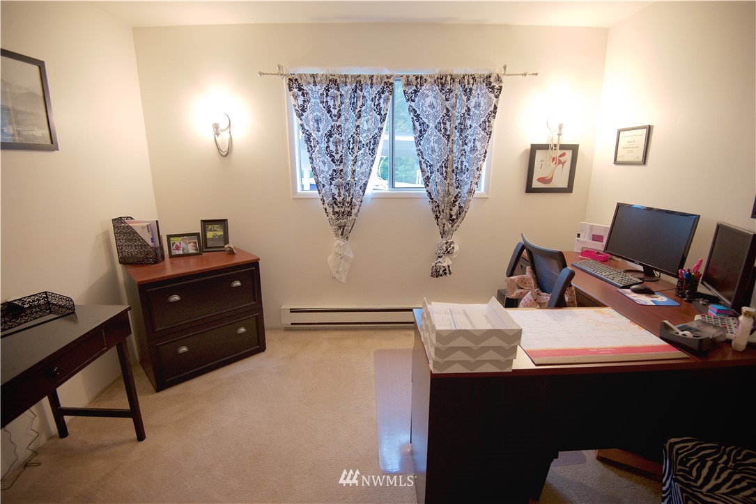 1935 Ludwig Road Snohomish, WA 98290 - Photo 11 of 25 Gallery Image 11