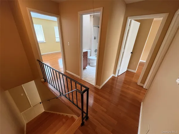 $2,600 | 5 North Aspen Road, Middletown, NY 10940