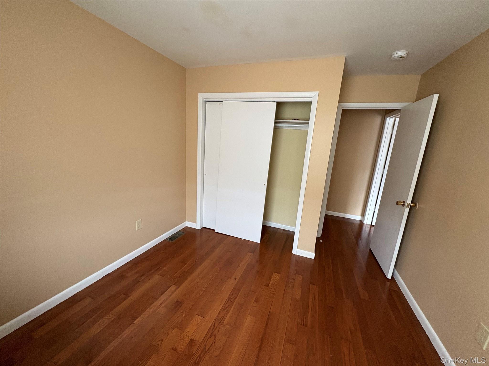 5 North Aspen Road Middletown, NY 10940 - Photo 5 of 12