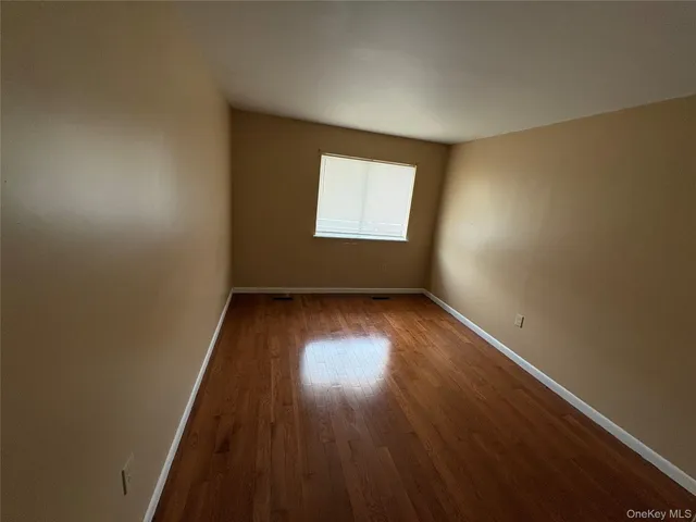 $2,600 | 5 North Aspen Road, Middletown, NY 10940