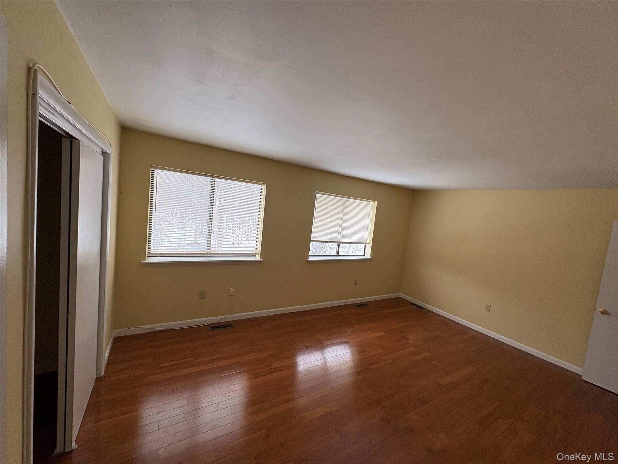 5 North Aspen Road Middletown, NY 10940 - Photo 9 of 12