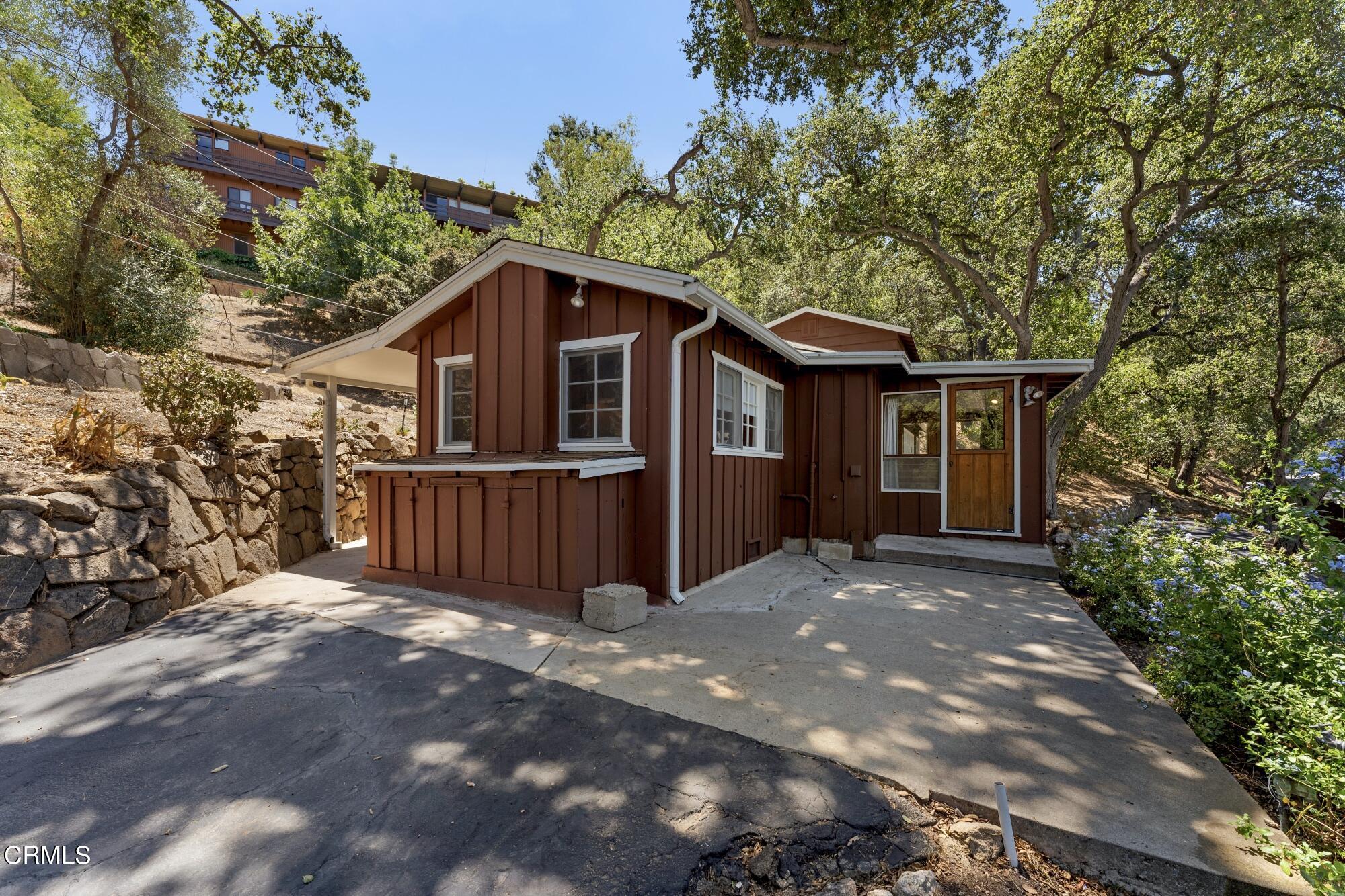 9710 Mistletoe Road Tujunga, CA 91042 - Photo 6 of 68 a view of a house with a yard