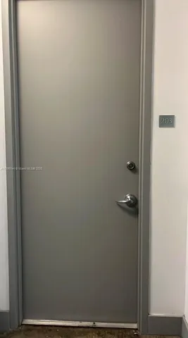 $1,895 | 1791 Northeast Miami Gardens Drive, Unit E203, Miami, FL 33179