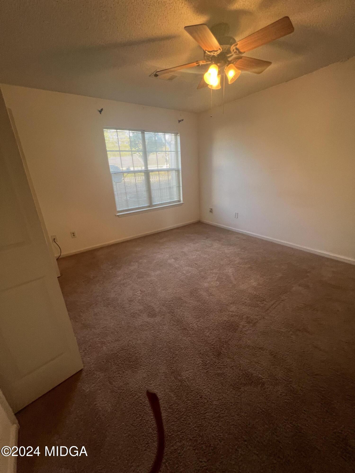 927 Ridge Crest Court Macon, GA 31204 - Photo 8 of 13 #3 TT