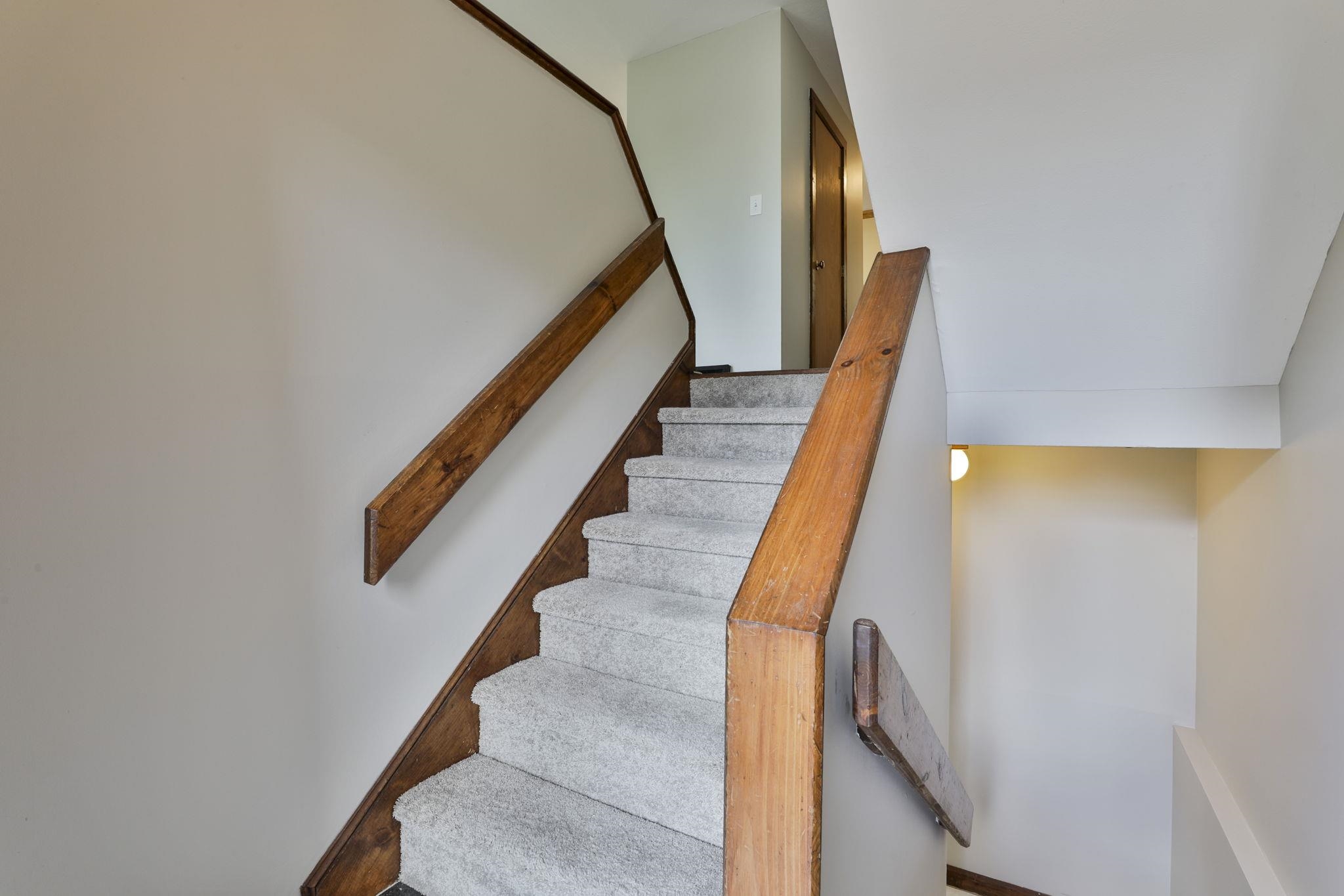 6 Cornwall Lane, Unit 7 Nashua, NH 03063 - Photo 12 of 26