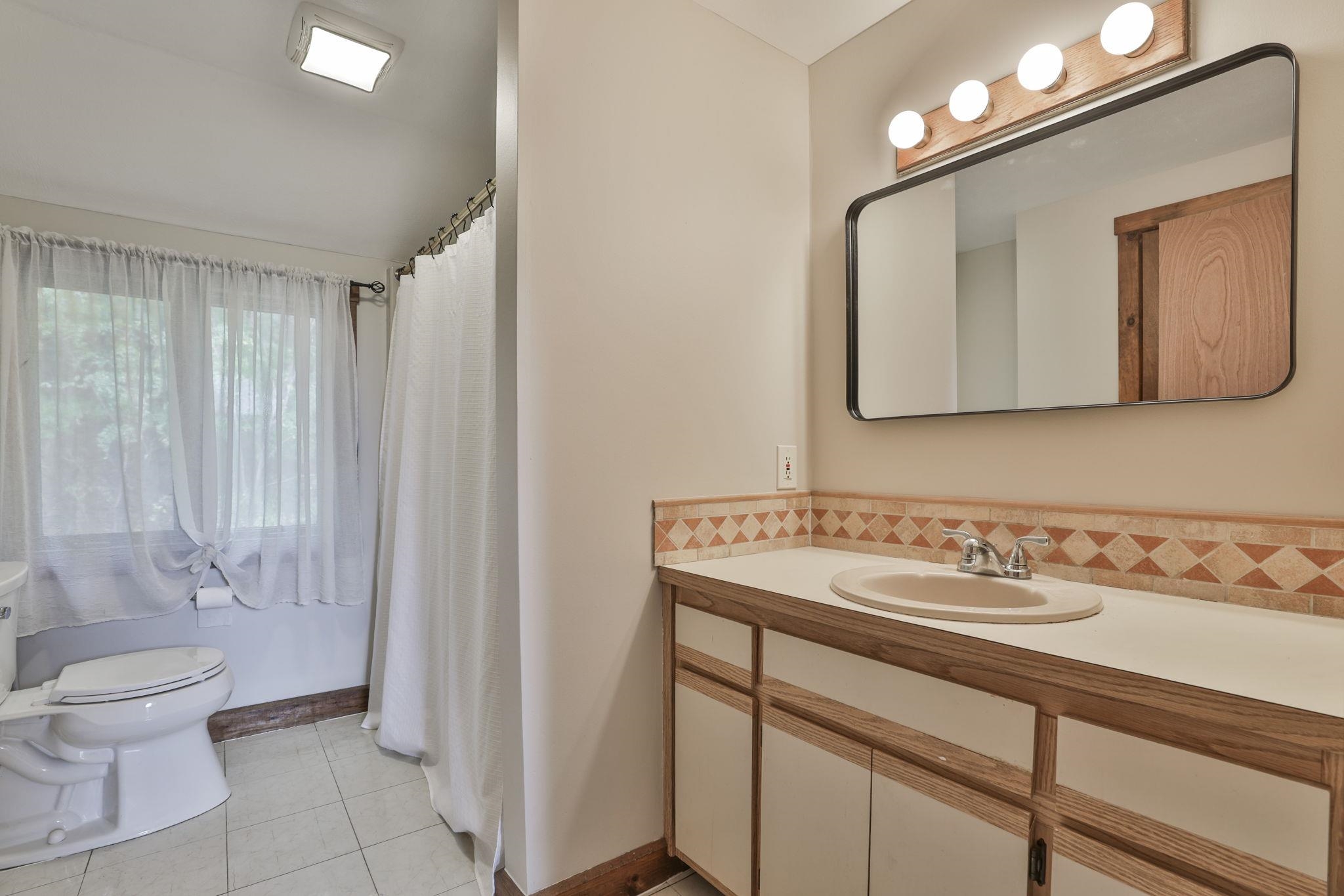 6 Cornwall Lane, Unit 7 Nashua, NH 03063 - Photo 17 of 26