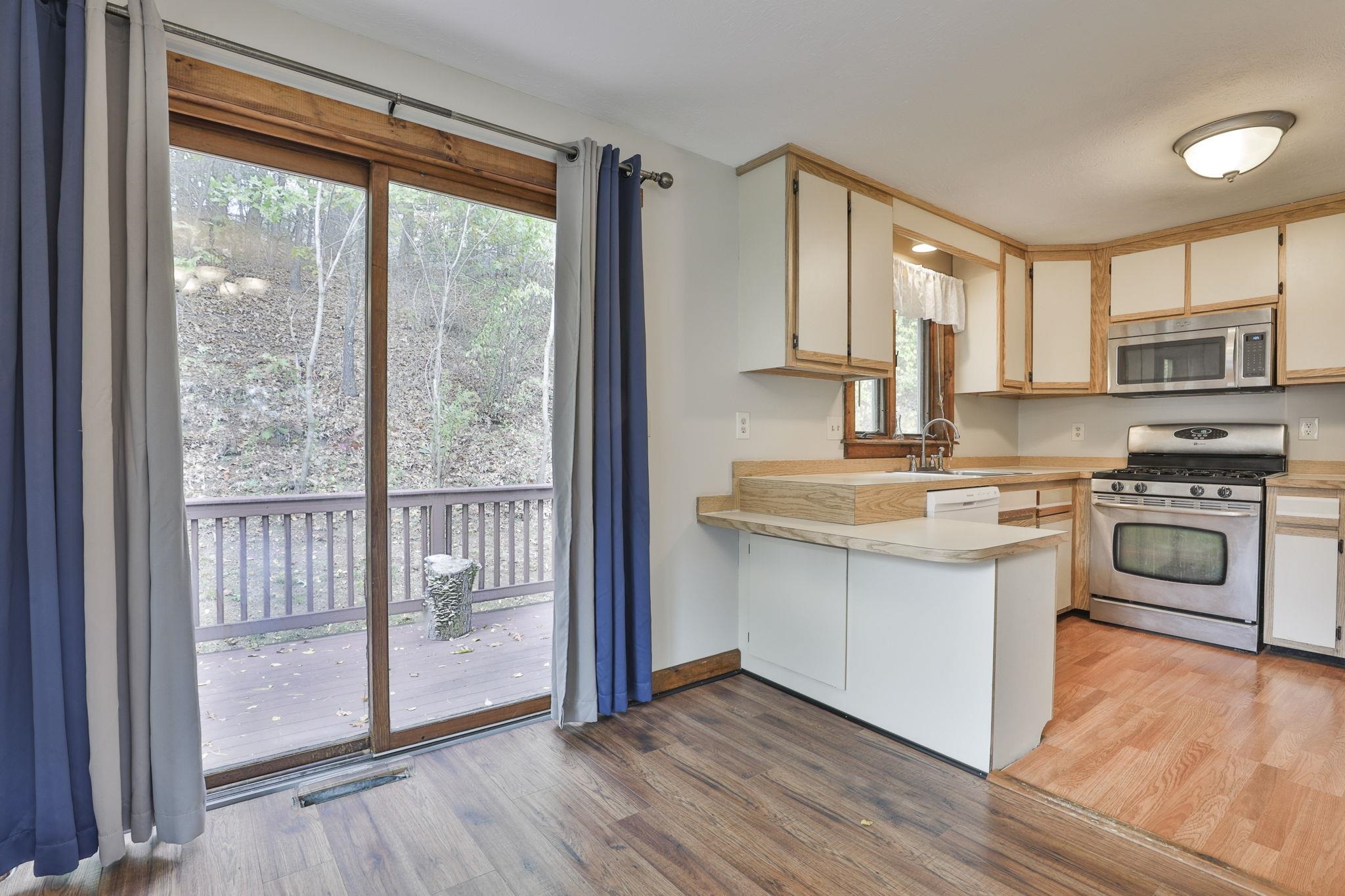 6 Cornwall Lane, Unit 7 Nashua, NH 03063 - Photo 7 of 26