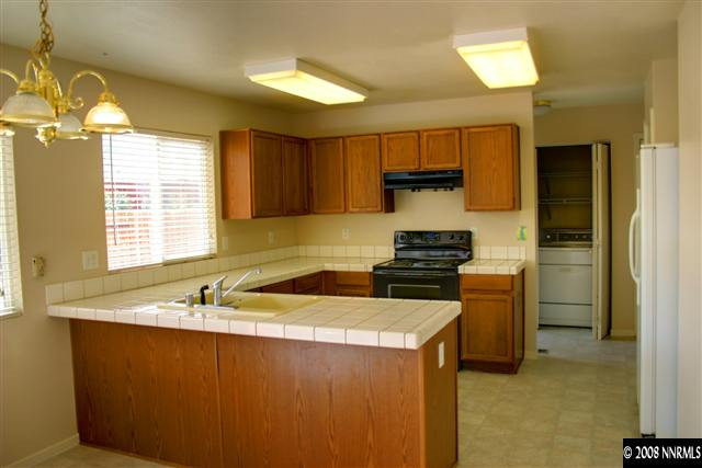 10020 Starfall Drive Reno, NV 89506 - Photo 3 of 6 Photo 3