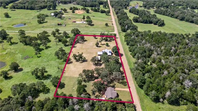 $380,000 | 2034 County Road 436, Dime Box, TX 77853