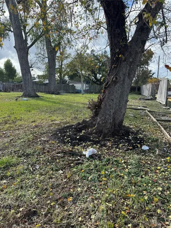 $4,500 | 8605 Airline Drive, Houston, TX 77037