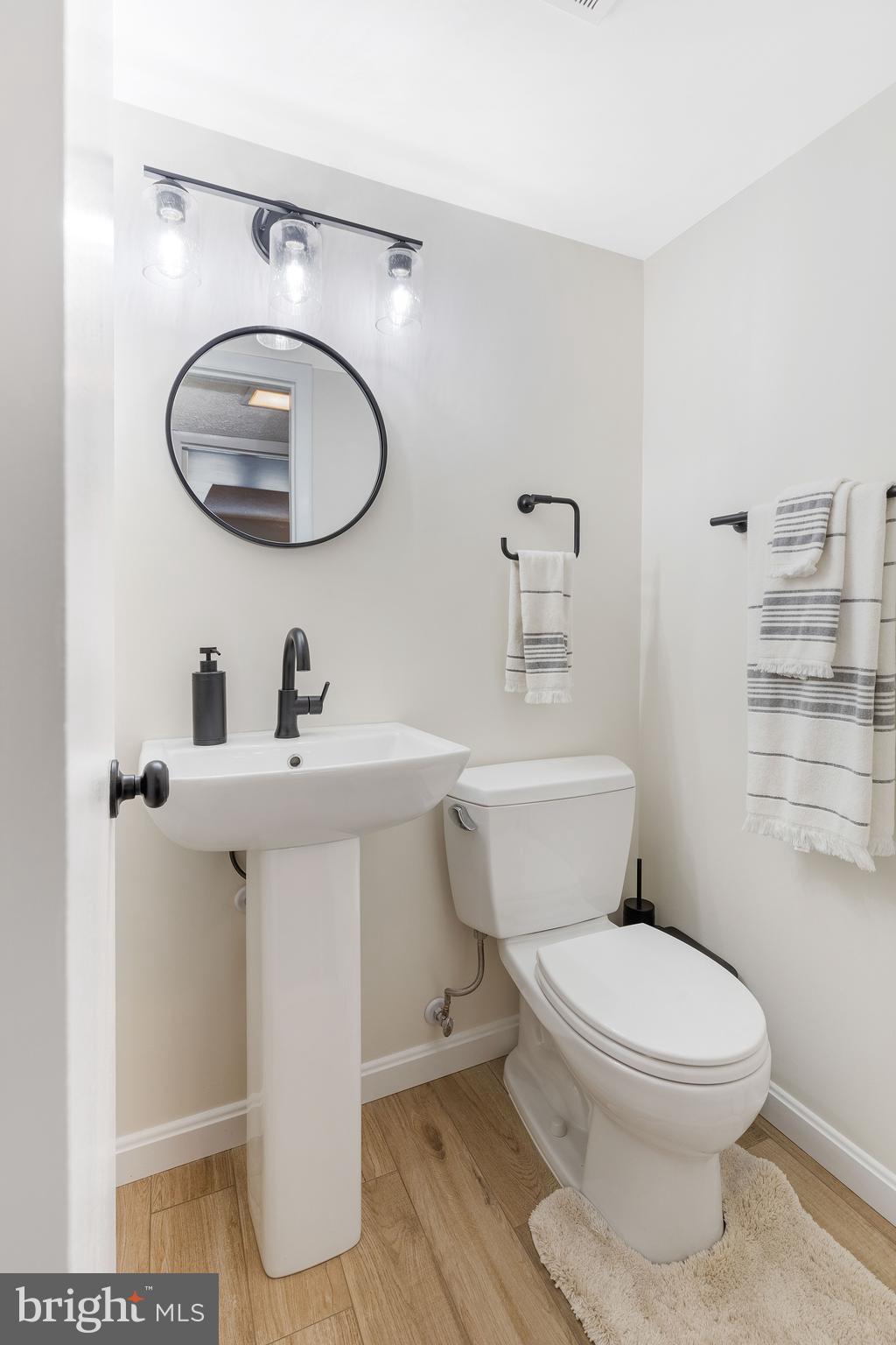 8632 Kerry Lane Springfield, VA 22152 - Photo 35 of 48 Renovated Powder Room