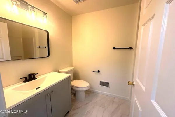 $3,300 | 171 Dorado Beach Court, Howell, NJ 07731