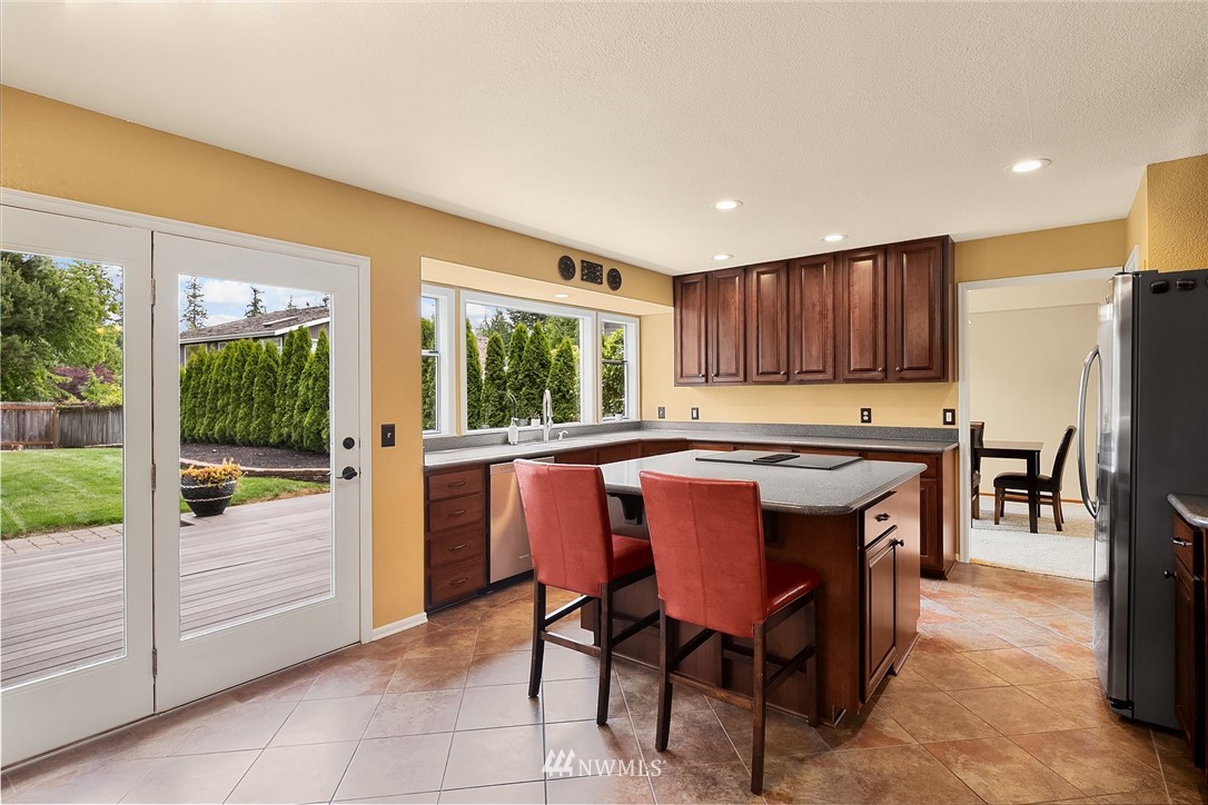 924 Goat Trail Loop Road Mukilteo, WA 98275 - Photo 13 of 39