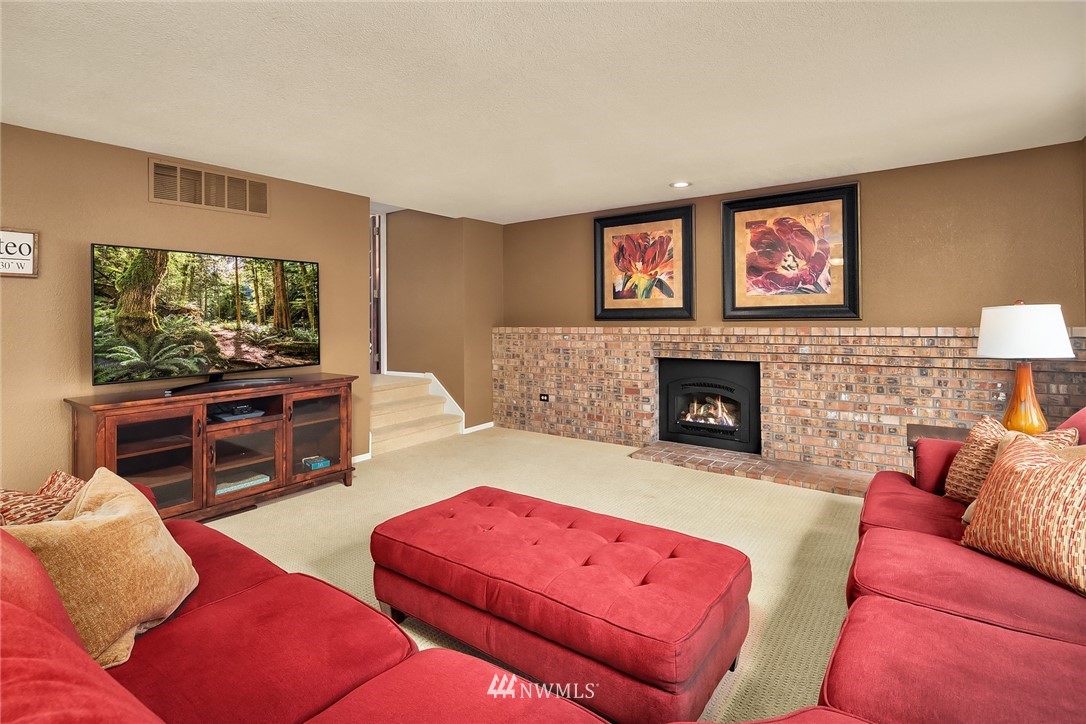 924 Goat Trail Loop Road Mukilteo, WA 98275 - Photo 18 of 39