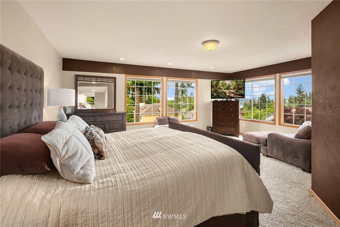 924 Goat Trail Loop Road Mukilteo, WA 98275 - Photo 23 of 39