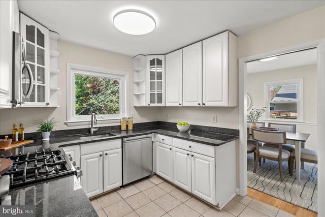 $915,000 | 8503 Cyrus Place, Alexandria, VA 22308