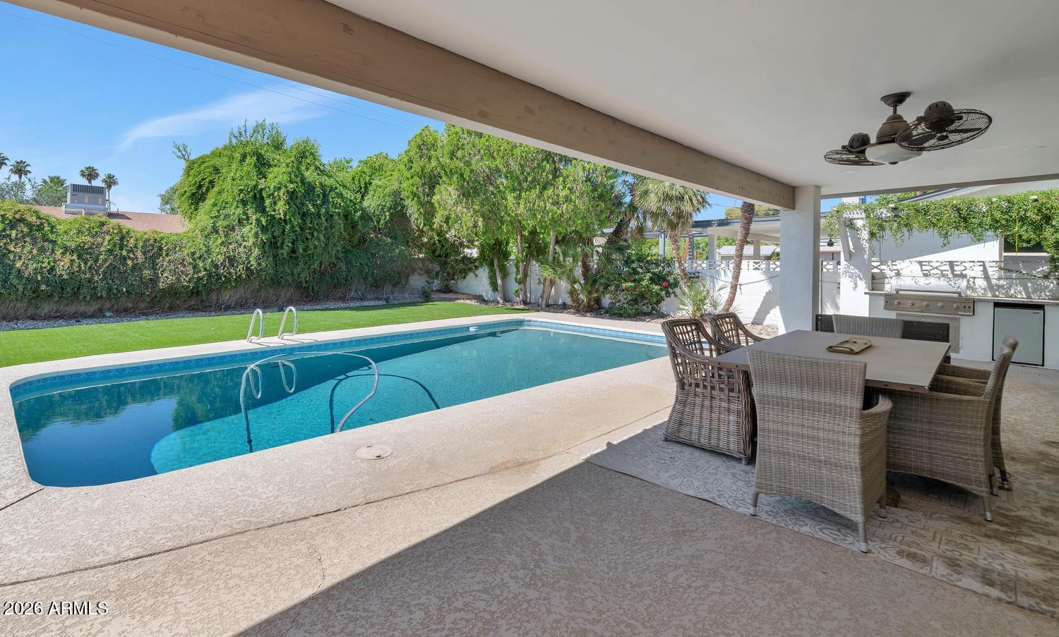 8225 East Jackrabbit Road Scottsdale, AZ 85250 - Photo 15 of 23 031-022-8225 E Jackrabbit-1500x904