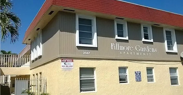 $1,645 | 2842 Fillmore Street, Unit 6, Hollywood, FL 33020