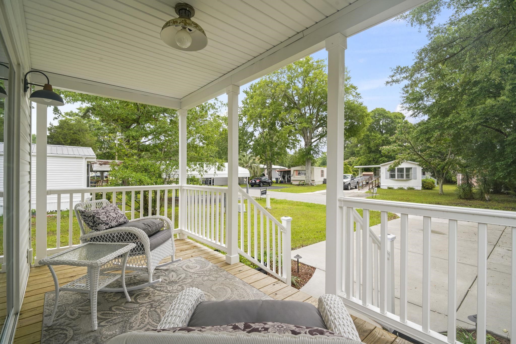23 Crooked Island Circle Murrells Inlet, SC 29576 - Photo 3 of 33