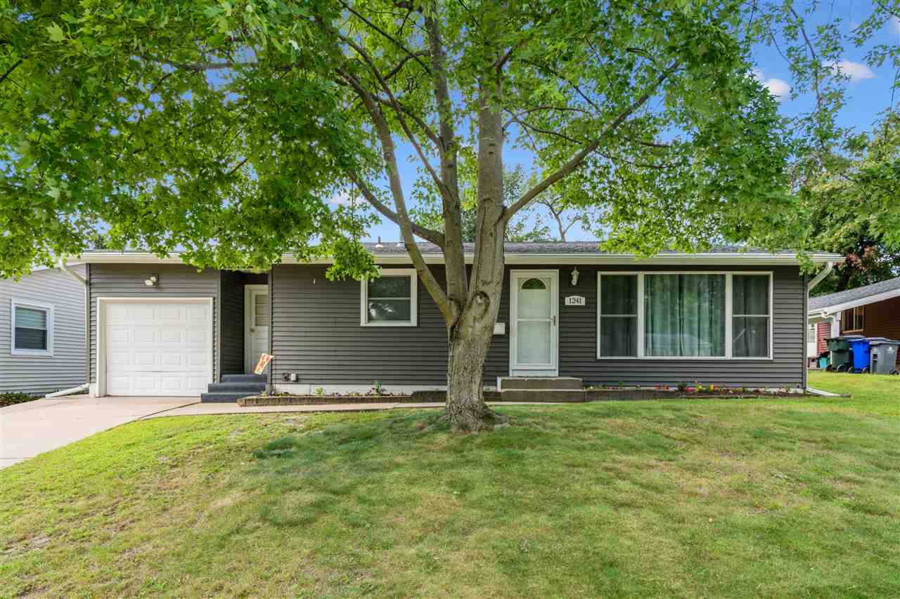 1241 38th Street Southeast Cedar Rapids, IA 52403 - Photo 22 of 22 Gallery Image 22