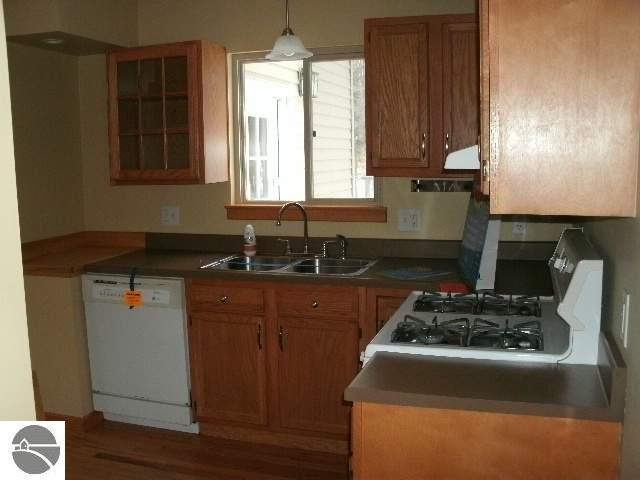5965 Pratt Road Lake Ann, MI 49650 - Photo 7 of 18 1733245-6.JPG