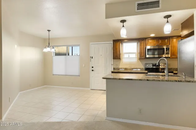 $350,000 | 17031 East El Lago Boulevard, Unit 2135, Fountain Hills, AZ 85268